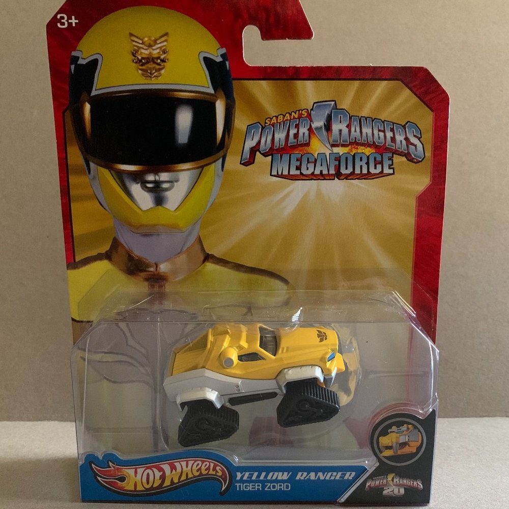 2012 Hot Wheels Power Rangers Mega Force Yellow Ranger (Tiger Zord)Diecast Car